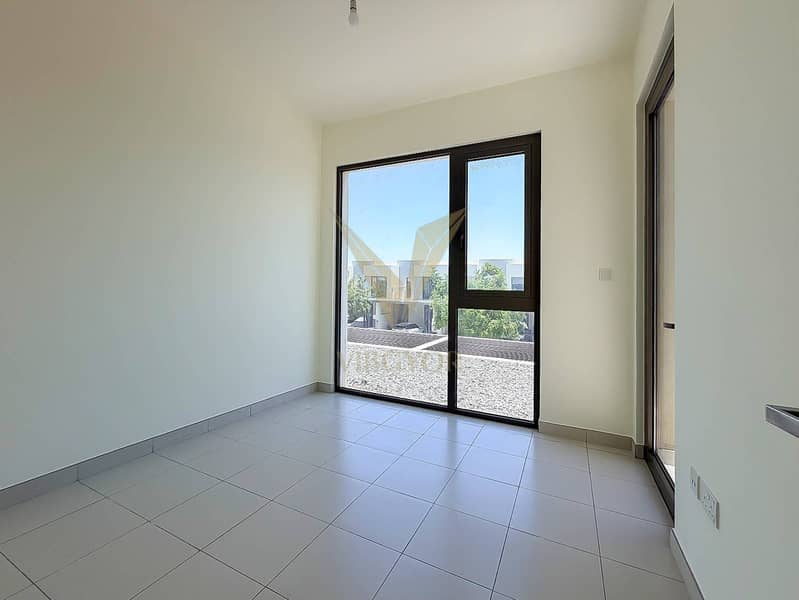 Villa in Dubai South,Emaar South,Expo Golf Villas,Expo Golf Villas 3 (Parkside 3), 3 schlafzimmer, 95000 AED - 16451030 Villa in Dubai South,Emaar South,Expo Golf Villas,Expo Golf Villas 3 (Parkside 3), 3 schlafzimmer, 95000 AED - 16451030