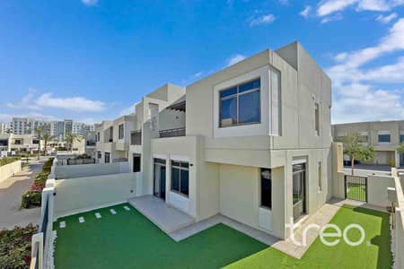 4 Bedroom Villa for Sale in Town Square, Dubai - with watermark-11. jpg 4 Bedroom Villa for Sale in Town Square, Dubai - with watermark-11. jpg