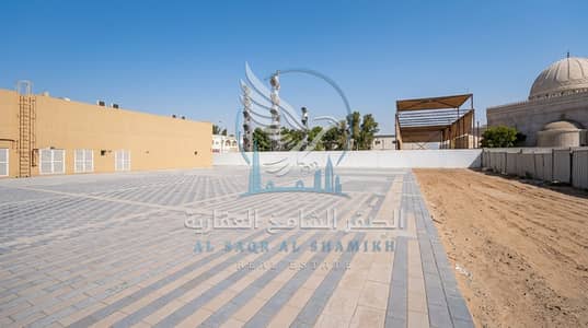 Mixed Use Land para en Alquiler en Industrial Area, Sharjah - new-yard-for-rent-sharjah. jpeg