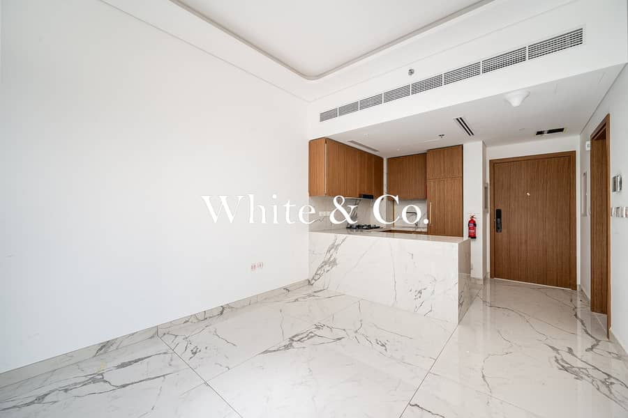 Rented | Pool View | Spacious 1 Bedroom Rented | Pool View | Spacious 1 Bedroom