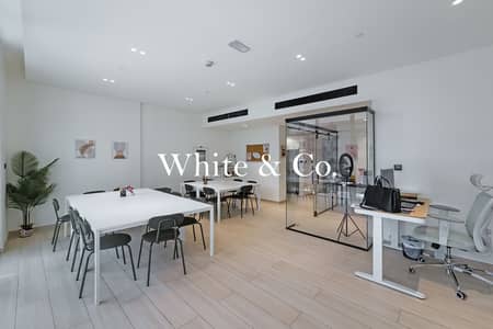 Office zum Verkauf in Jumeirah Village Circle (JVC), Dubai - Büro in Jumeirah Village Circle (JVC),JVC District 15,Binghatti Emerald, 1909600 AED - 16512685 Office zum Verkauf in Jumeirah Village Circle (JVC), Dubai - Büro in Jumeirah Village Circle (JVC),JVC District 15,Binghatti Emerald, 1909600 AED - 16512685