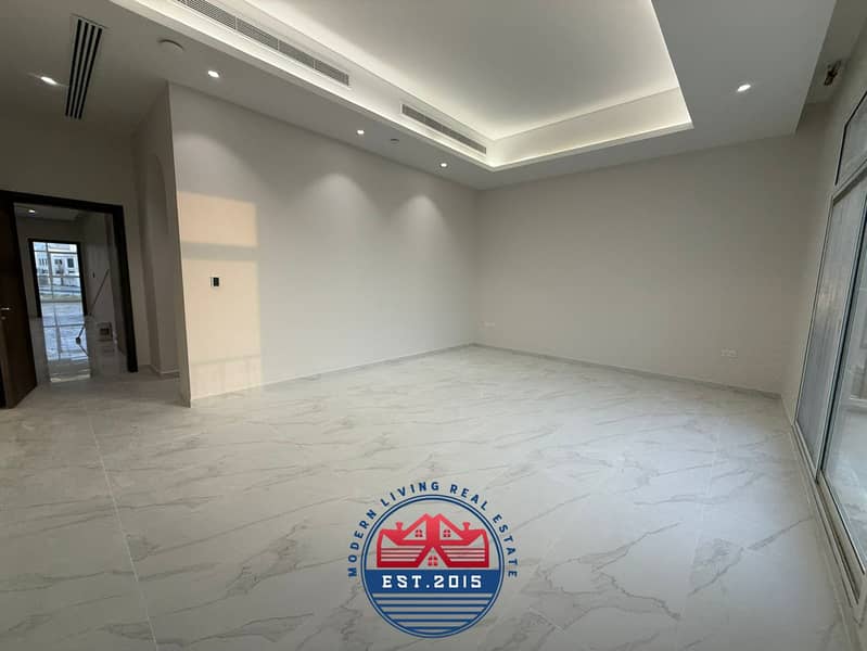 11 1000626210. jpg