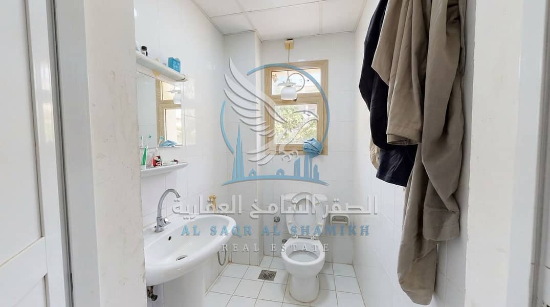 9 مستودع الصناعيه 18 - 3000 قدم - 100 الف سعر نهائى (2). jpeg