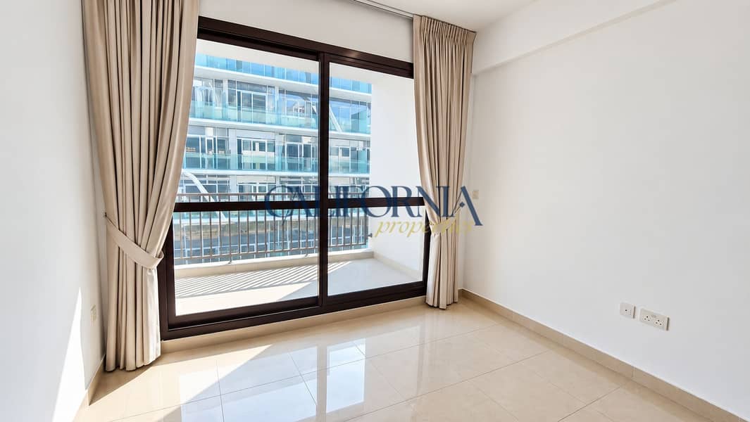 9 Photo 1 (9). png