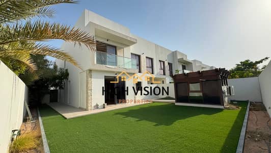 4 Bedroom Villa for Sale in Yas Island, Abu Dhabi - WhatsApp Image 2026-09-15 at 11.35. 27 AM. jpeg 4 Bedroom Villa for Sale in Yas Island, Abu Dhabi - WhatsApp Image 2026-09-15 at 11.35. 27 AM. jpeg