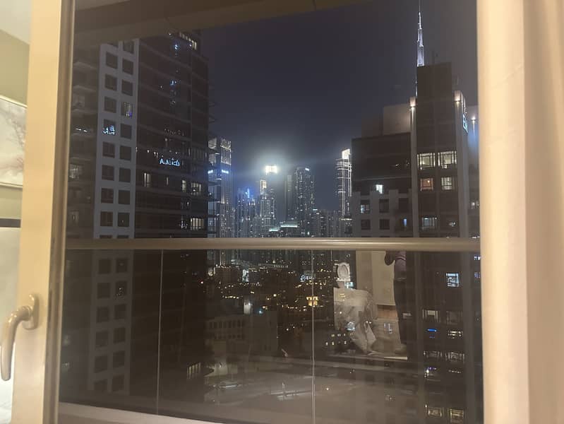 21 1319 Elite Downtown R1 Bedroom Balcony. jpeg