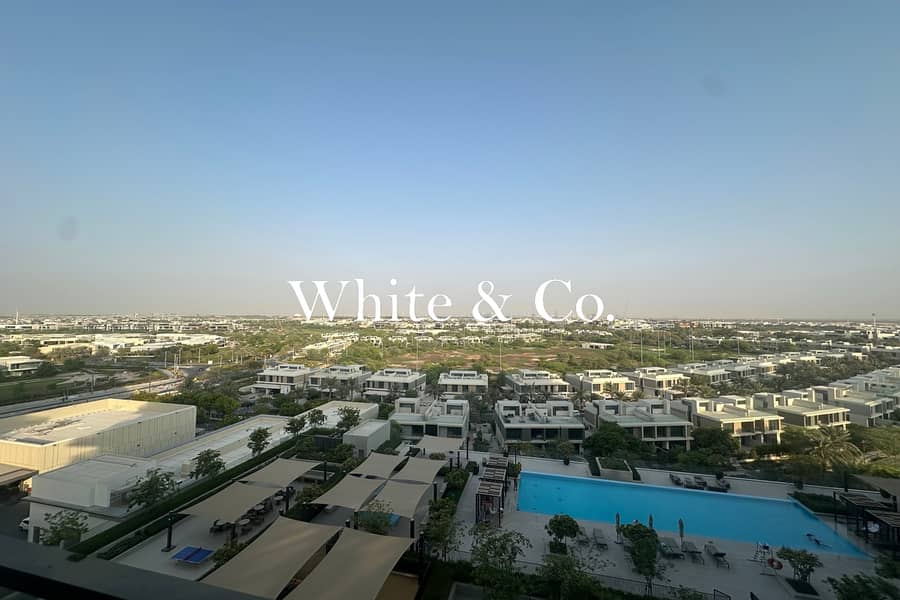 Golf Course View| Vacant| Great Amenities Golf Course View| Vacant| Great Amenities