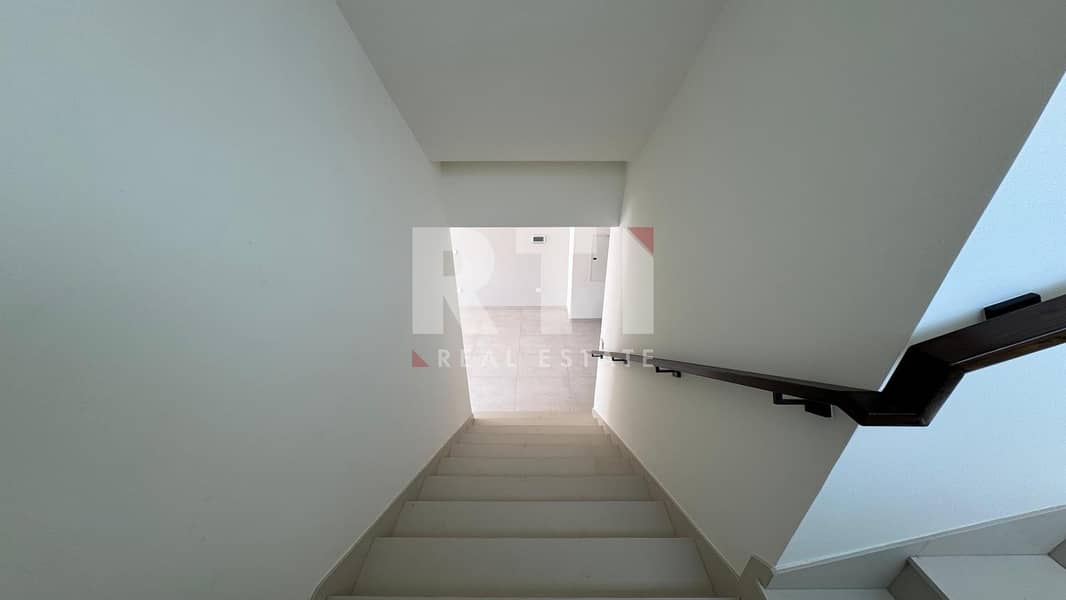 7 Image 7
