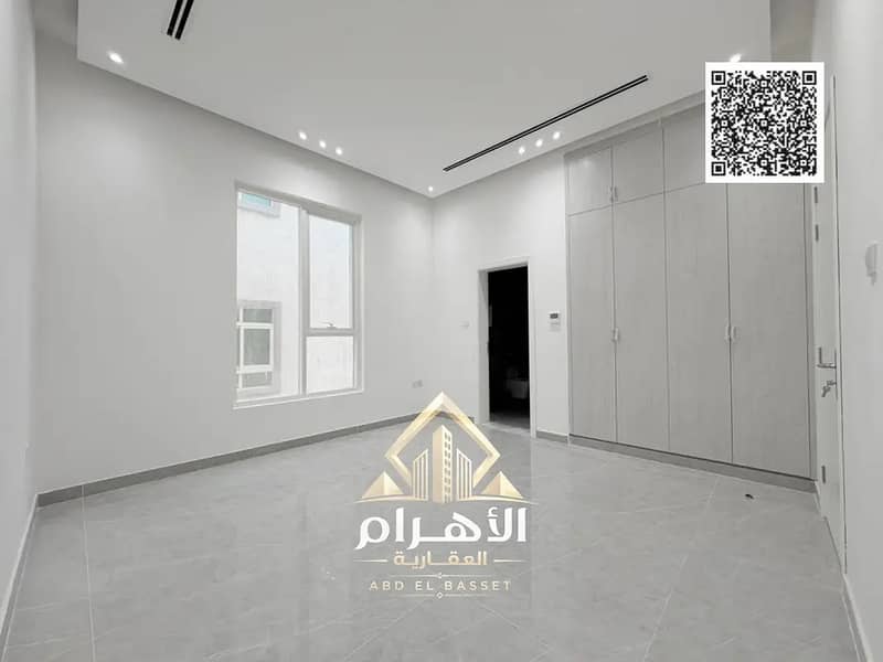 14 864126157-1066x800. webp