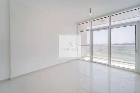 Estudio para en Alquiler en DAMAC Hills, Dubai - Apartamento en DAMAC Hills,Carson - The Drive,Carson Tower A, 43000 AED - 16515332 Estudio para en Alquiler en DAMAC Hills, Dubai - Apartamento en DAMAC Hills,Carson - The Drive,Carson Tower A, 43000 AED - 16515332