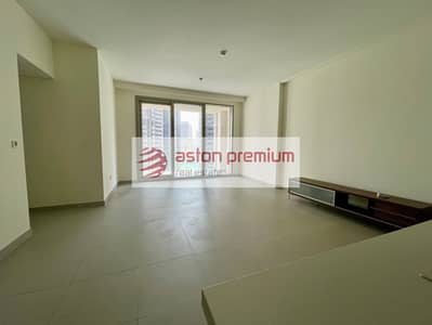 2 Bedroom Flat for Rent in Downtown Dubai, Dubai - Largest Corner Unit|Opera View|Bright and Spacious