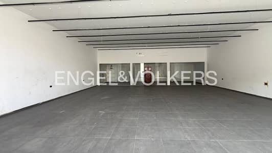 Warehouse for Rent in Al Quoz, Dubai - Clean Compound | 15kW | Logistics and Storage
