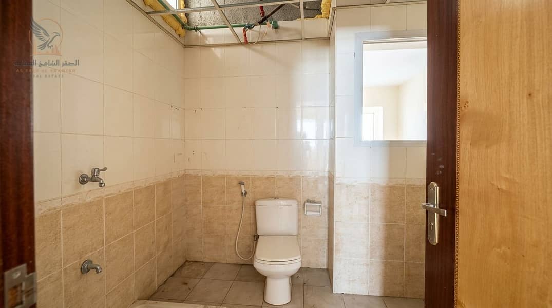8 Enhance_real_estate_photo_lighting_20260915132816. jpeg