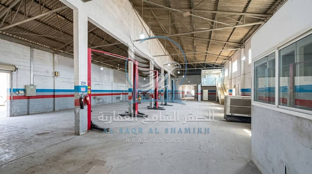 5 مساحة واسعة وكهرباء 90 كيلوواط مع سكن عمال في موقع الصناعية 4. . jpeg