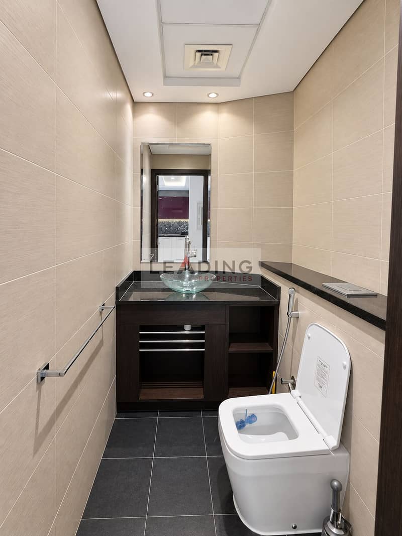 34 Immaculate high-end bathroom showcase. png