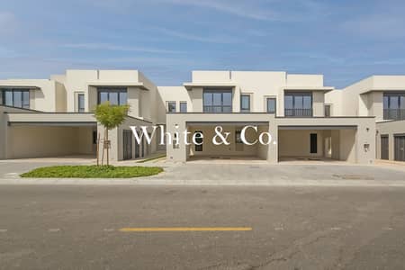 3 Bedroom Townhouse for Sale in Jebel Ali Village, Dubai - Elevated | Skyline Views | Prime Location 3 Bedroom Townhouse for Sale in Jebel Ali Village, Dubai - Elevated | Skyline Views | Prime Location