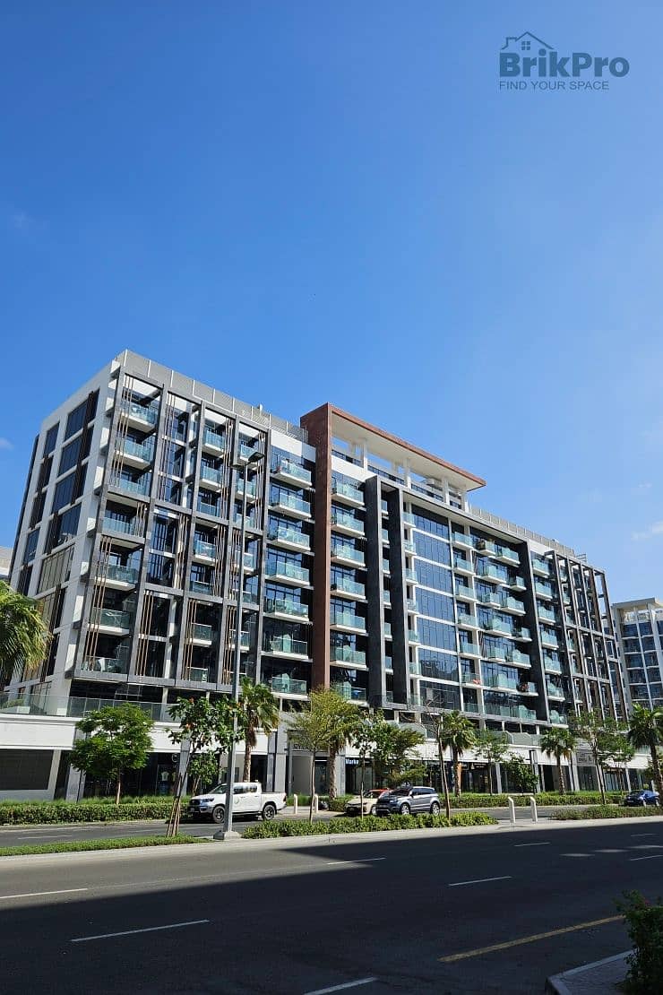 8 azizi-riviera-16_mK2So_xl. jpg