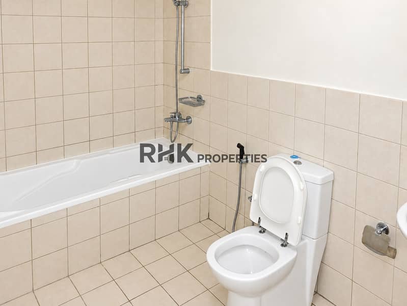 9 Brightened small bathroom with pedestal sink