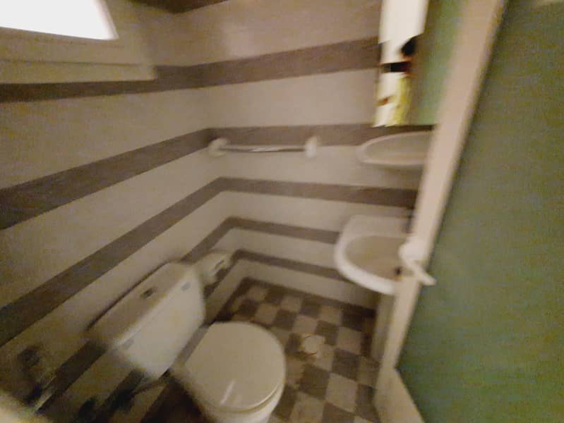 4 20250918_172101. jpg