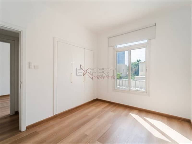 8 Image 8