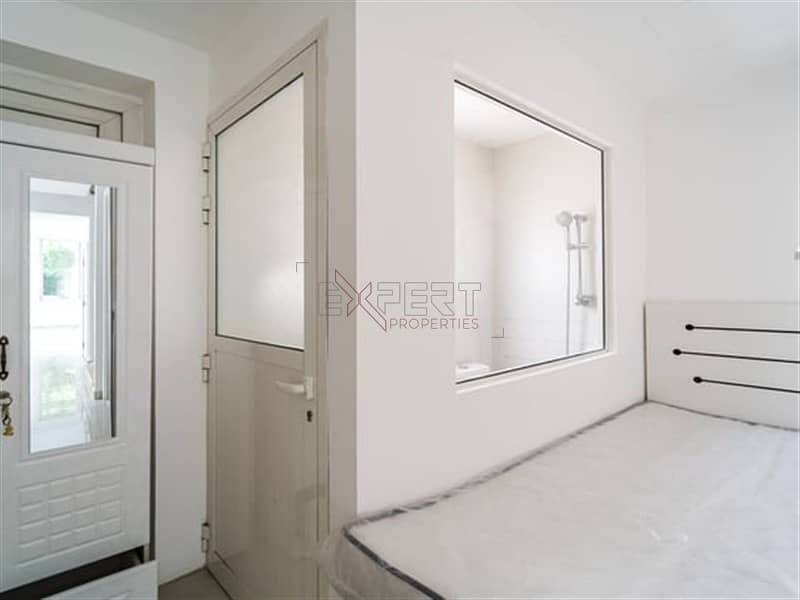 12 Image 12