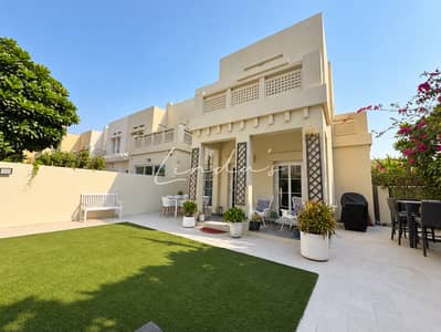 3 habitaciones Villa para en Venta en The Lakes, Dubai - Image 3 habitaciones Villa para en Venta en The Lakes, Dubai - Image