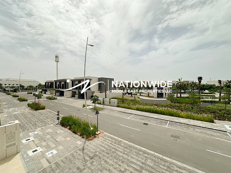 Community View | Elegant 2BR TH | Convenient Area Community View | Elegant 2BR TH | Convenient Area