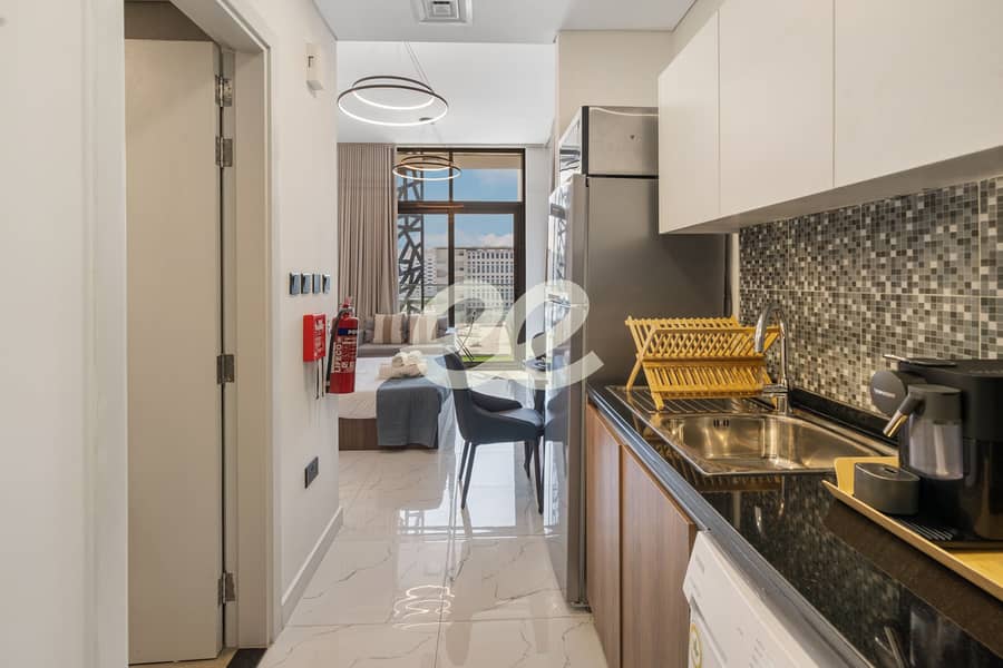 8 Kitchen Area 6. jpg