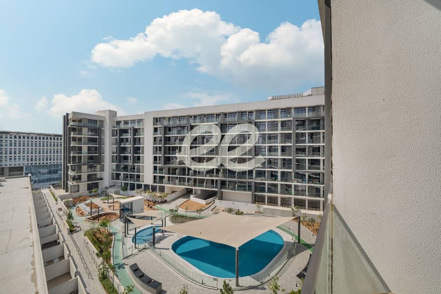 21 Balcony 5. jpg