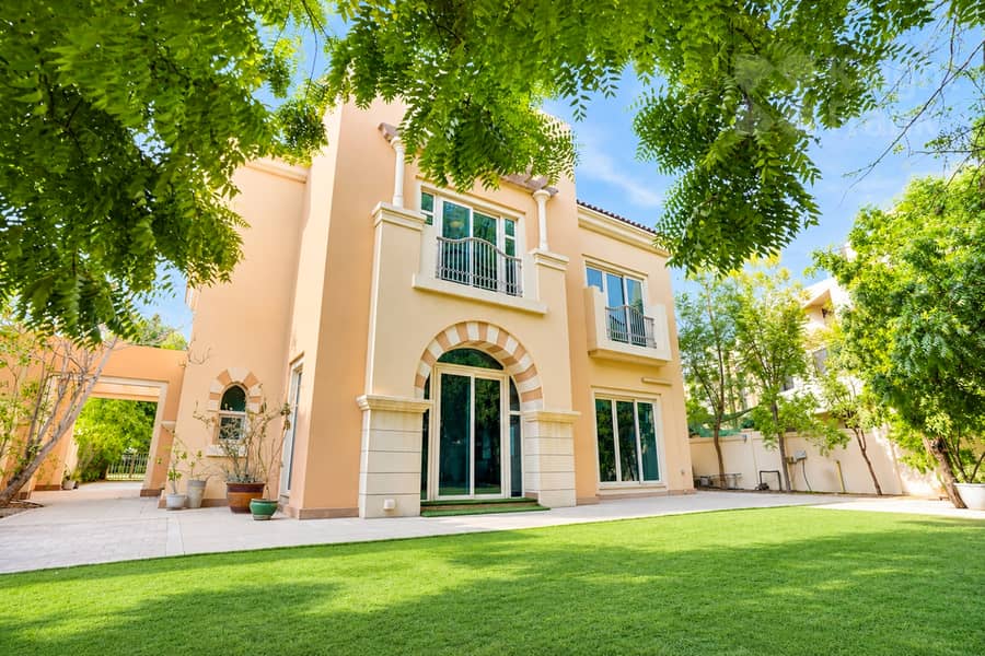 5BR Type C1 Villa | Vacant | Esmeralda 5BR Type C1 Villa | Vacant | Esmeralda
