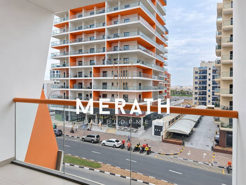 7 01_Balcony_View. png