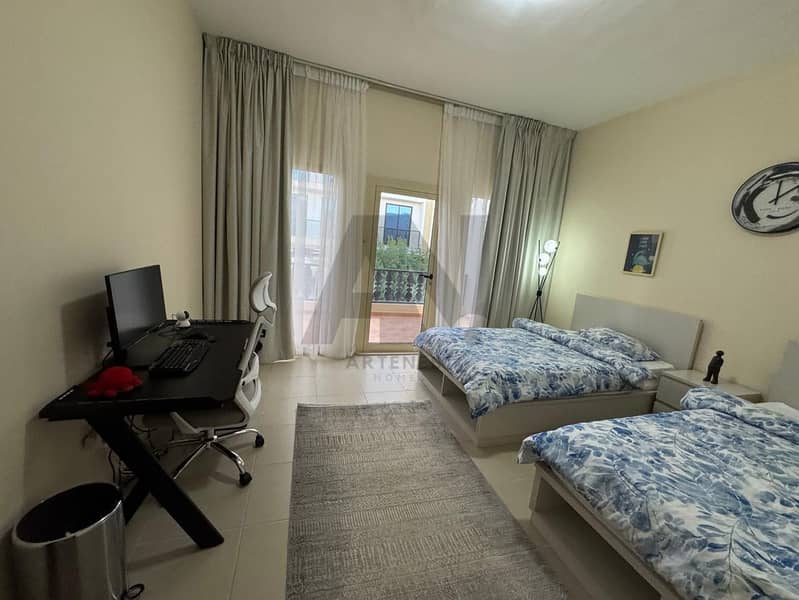 15 0c6f00b3-50fa-4553-89b0-214d3fa5182c. jpg