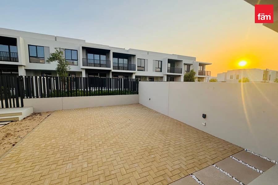 Rijwoning in Jebel Ali Village,Jebel Ali Village Townhouses, 3 slaapkamers, 230000 AED - 16518447 Rijwoning in Jebel Ali Village,Jebel Ali Village Townhouses, 3 slaapkamers, 230000 AED - 16518447