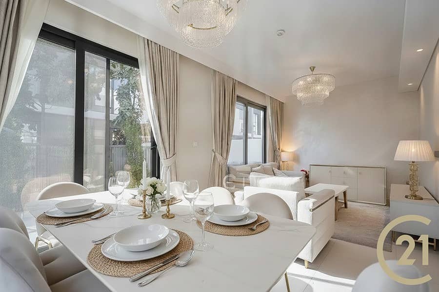 Renovated | True Corner | Big Plot Renovated | True Corner | Big Plot