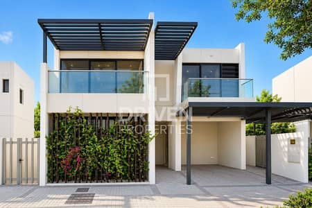 6 Slaapkamers Villa te Koop in DAMAC Hills 2 (Akoya by DAMAC), Dubai - Villa in DAMAC Hills 2 (Akoya by DAMAC)，Claret, 6 slaapkamers, 5150000 AED - 16518832