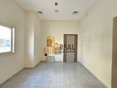 استوديو للايجار في تجارية مويلح، الشارقة - 20251027_145807. jpg استوديو للايجار في تجارية مويلح، الشارقة - 20251027_145807. jpg