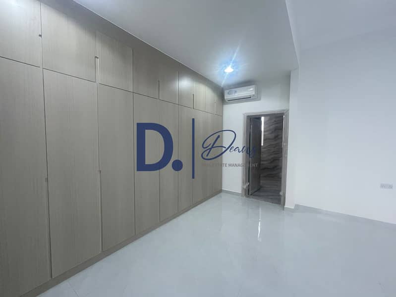 15 1e19db22-3c8b-407e-a7d2-2279f81da245. jpg