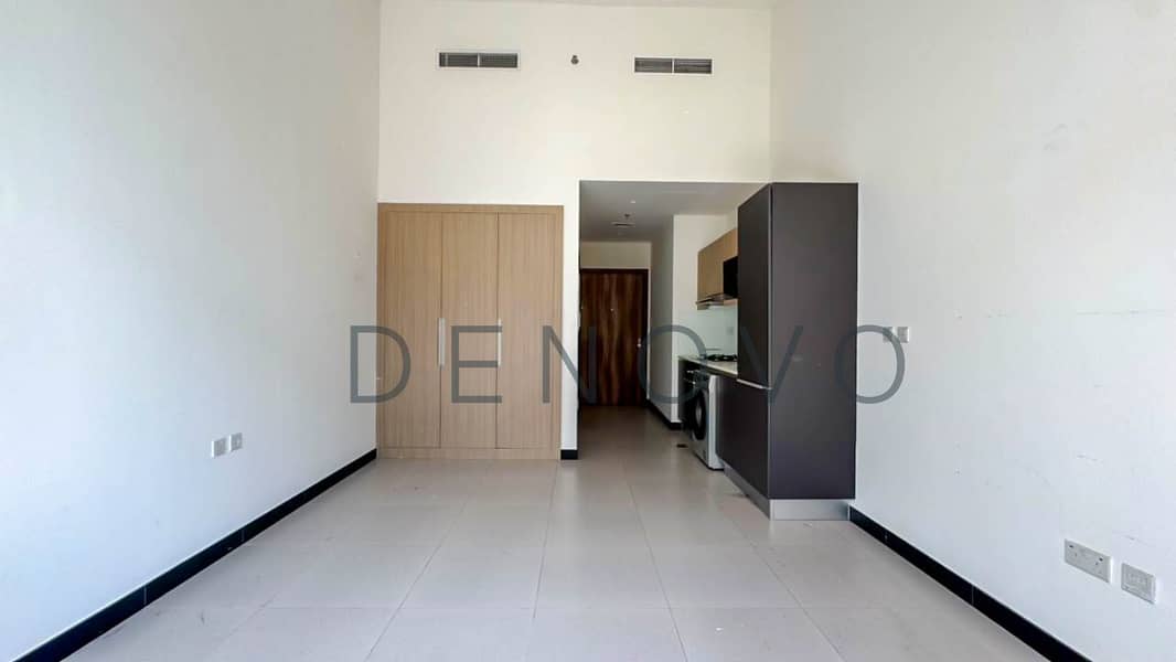 Ready to Move | Big Terrace | Quality Finishing Ready to Move | Big Terrace | Quality Finishing