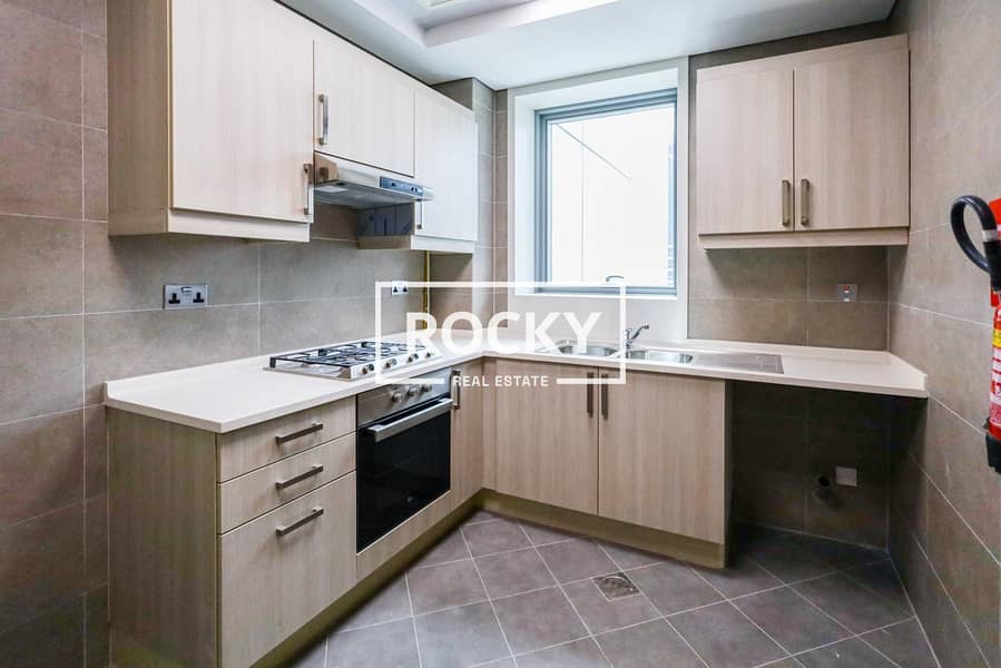 11 ART 18 - kitchen (1). jpg