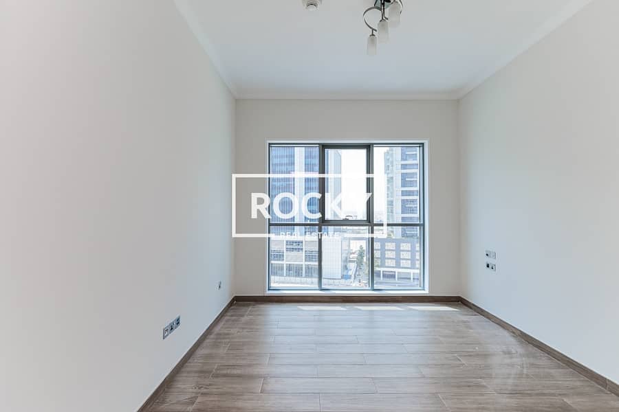 4 Business Bay - Art 18 - Unit 401 -6106. JPG