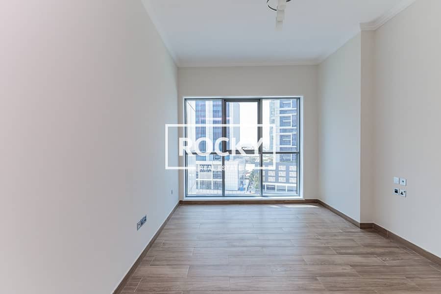 9 Business Bay - Art 18 - Unit 401 -6125. JPG