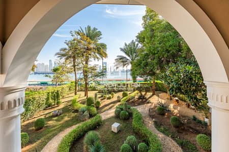 5 Schlafzimmer Villa zum zum Verkauf in Palm Jumeirah, Dubai - Villa in Palm Jumeirah，The Crescent，Royal Residences Jumeirah Zabeel Saray, 5 schlafzimmer, 46000000 AED - 16520555