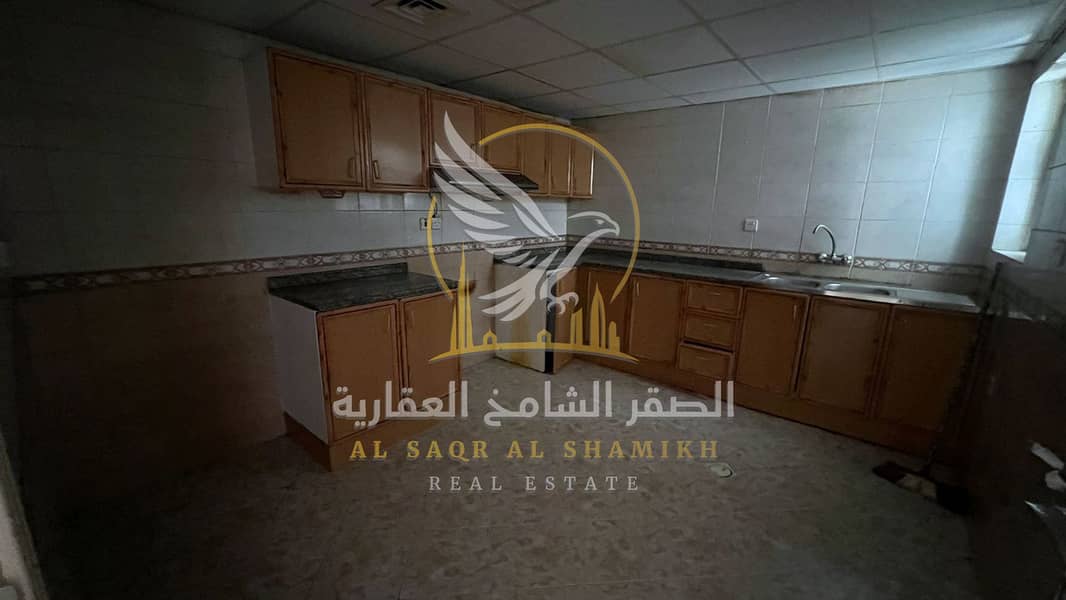 24 apartment-for-rent-4-bedroom-alqlyaa-alsharqa-property-29. jpg