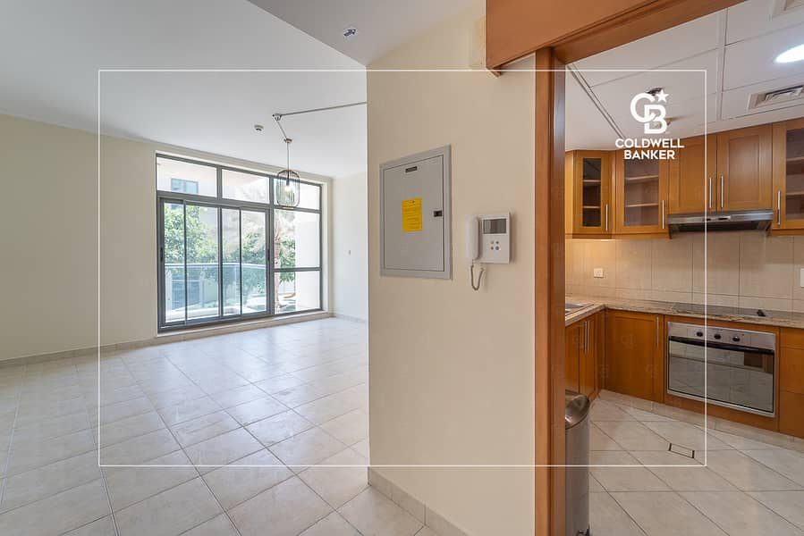 The Links East | Low Floor | Pool View The Links East | Low Floor | Pool View