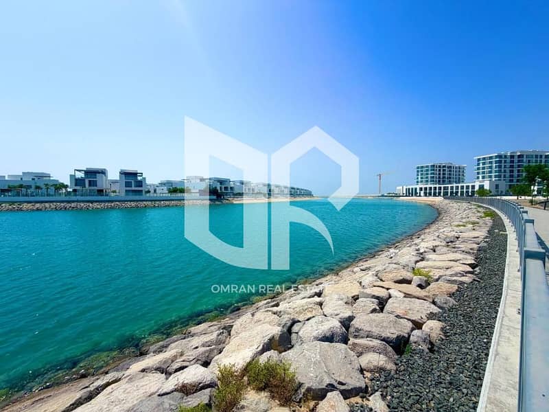 5 Blue bay walk Ajmal makan. jpg