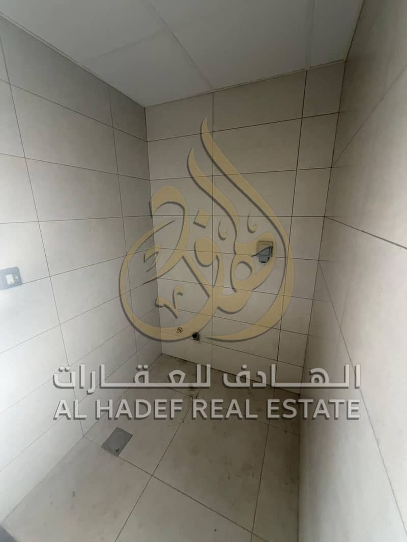 3 6f8f7ae4-49cc-44c6-ad87-e0174b682ef2. jpg