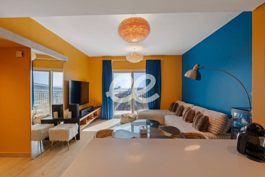 Living Room 2. jpg Living Room 2. jpg