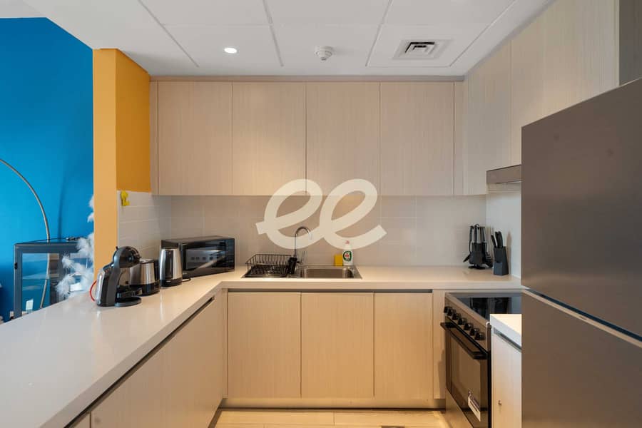 6 Kitchen 3. jpg