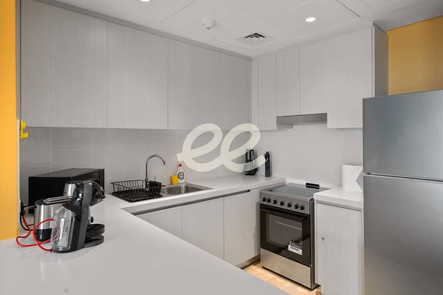 7 Kitchen 2. jpg
