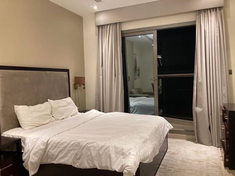 3 815 Elite Downtown R1 Bedroom 2. jpeg
